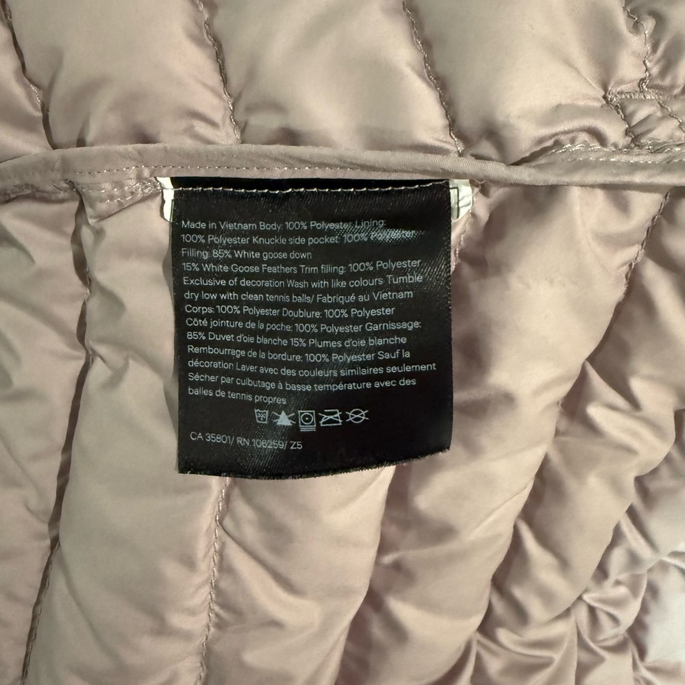 Lululemon Pack It Down Jacket Mauve color Size 6 - Picture 7 of 7